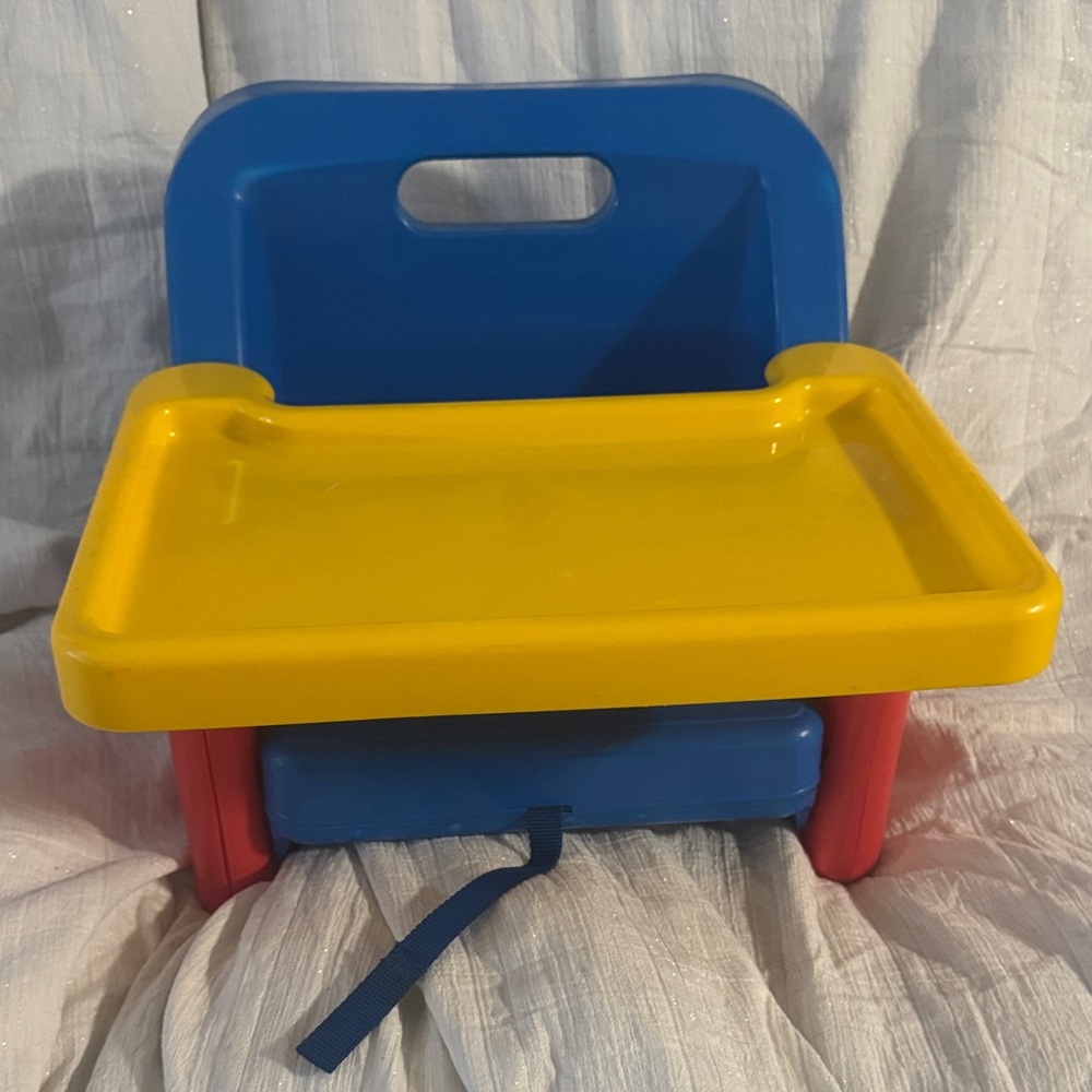 Vibrant Booster Seat for Kids